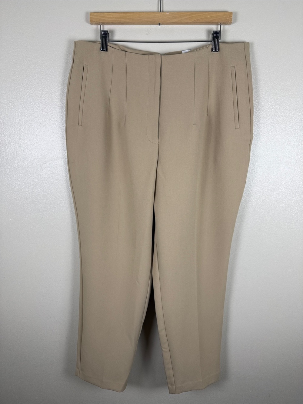 Nine West Beige Tailored Tapered Trousers. Size 16